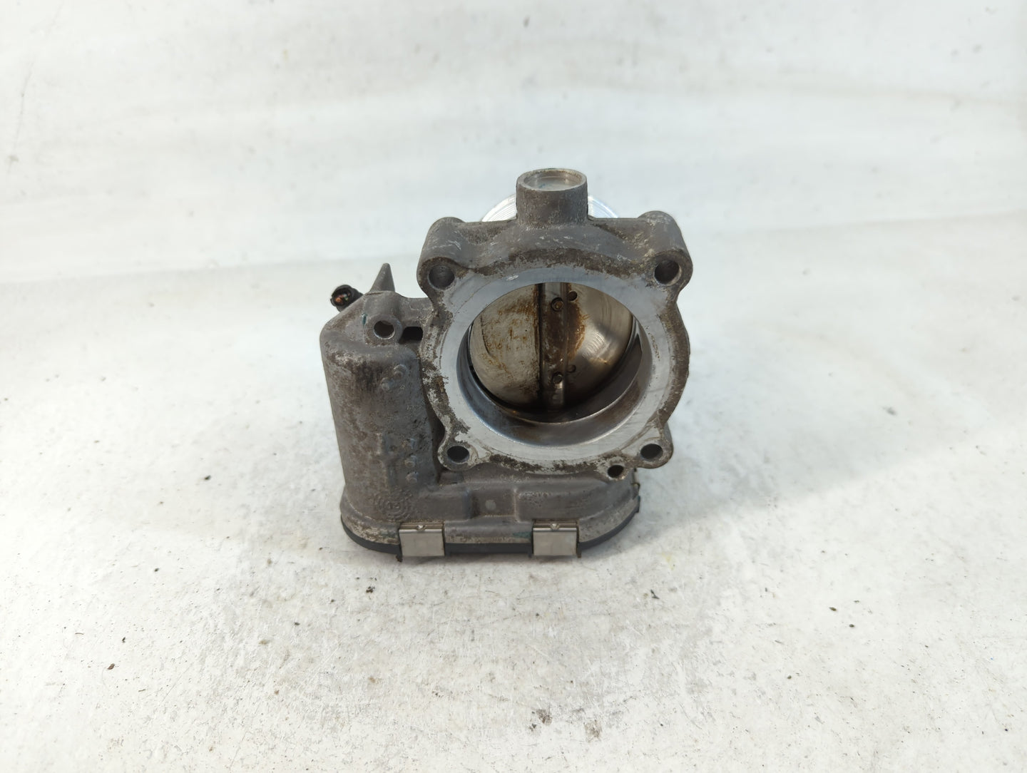 2013-2018 Volkswagen Jetta Throttle Body P/N:06K 133 062 E Fits Fits 2013 2014 2015 2016 2017 2018 OEM Used Auto Parts - Oem