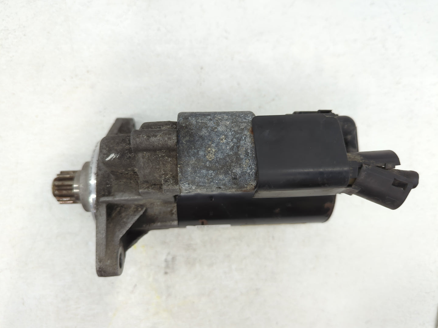 2009-2016 Volkswagen Jetta Car Starter Motor Solenoid OEM P/N:0 001 123 044 02E 911 024 A Fits OEM Used Auto Parts - Oemused