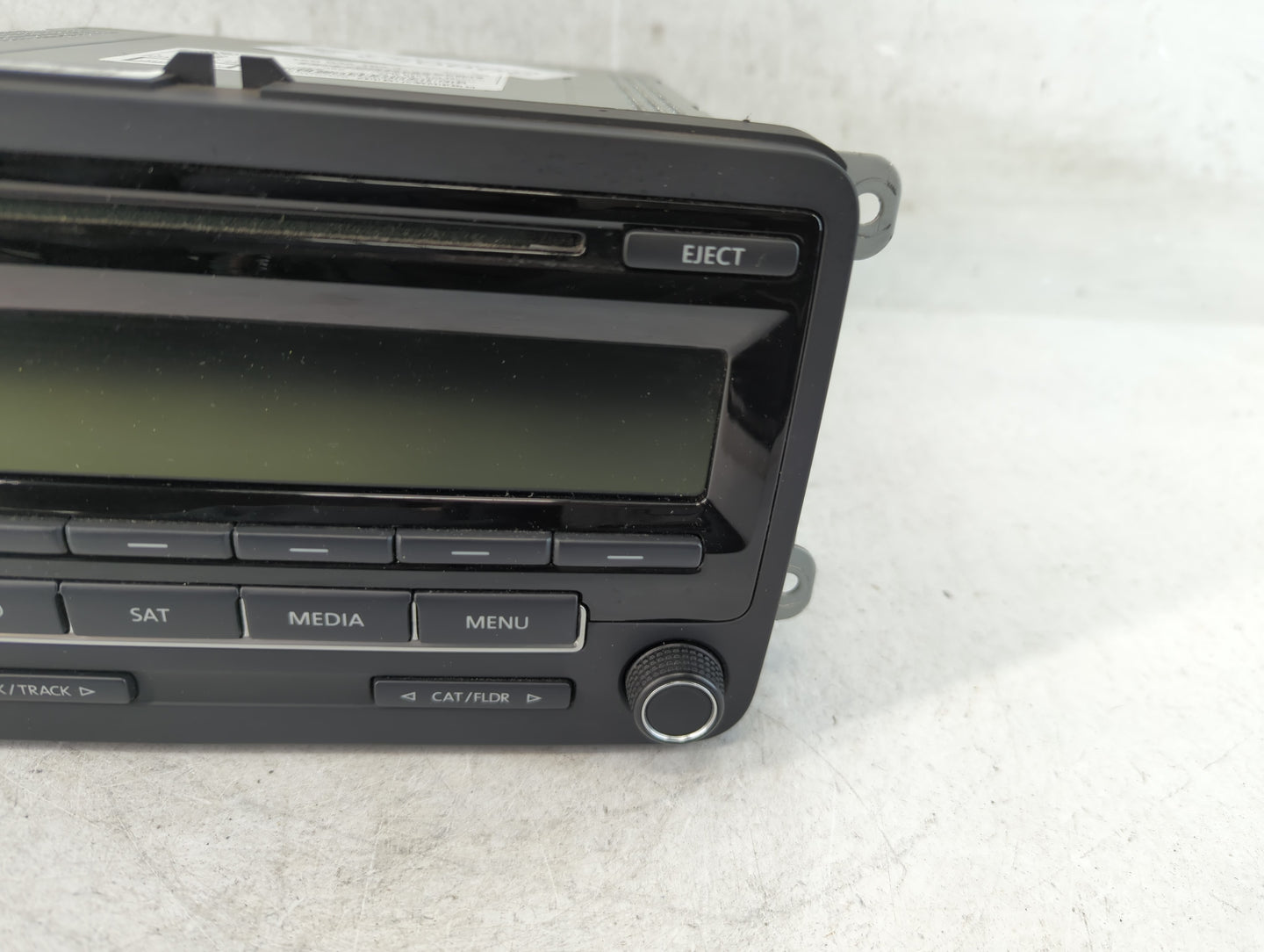 2015-2017 Volkswagen Jetta Radio AM FM Cd Player Receiver Replacement P/N:1K0 035 164 J Fits Fits 2015 2016 2017 OEM Used Au