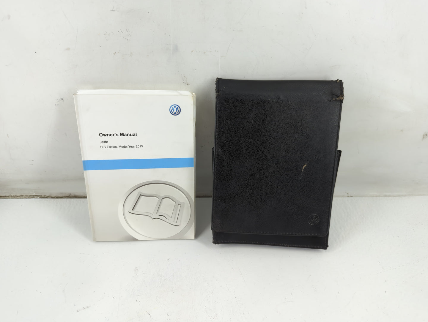 2015 Volkswagen Jetta Owners Manual Book Guide P/N:1525U1JT623 OEM Used Auto Parts - Oemusedautoparts1.com