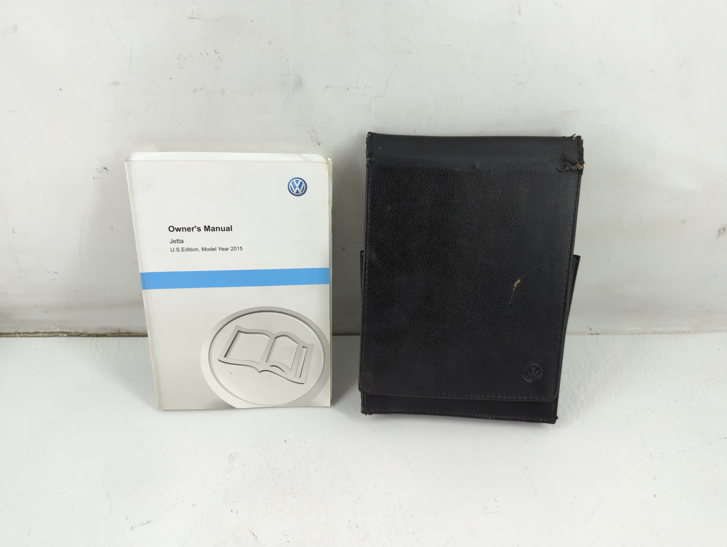 2015 Volkswagen Jetta Owners Manual Book Guide P/N:1525U1JT623 OEM Used Auto Parts - Oemusedautoparts1.com