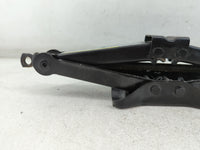 2015 Volkswagen Passat Spare Scissor Car Jack 1067793 - Oemusedautoparts1.com
