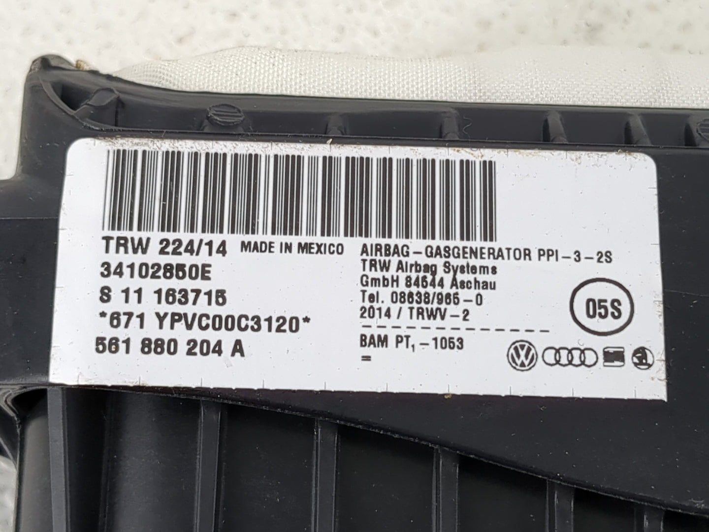 2012-2019 Volkswagen Passat Air Bag Passenger Right Dashboard OEM P/N:561 880 204 A Fits OEM Used Auto Parts - Oemusedautopa