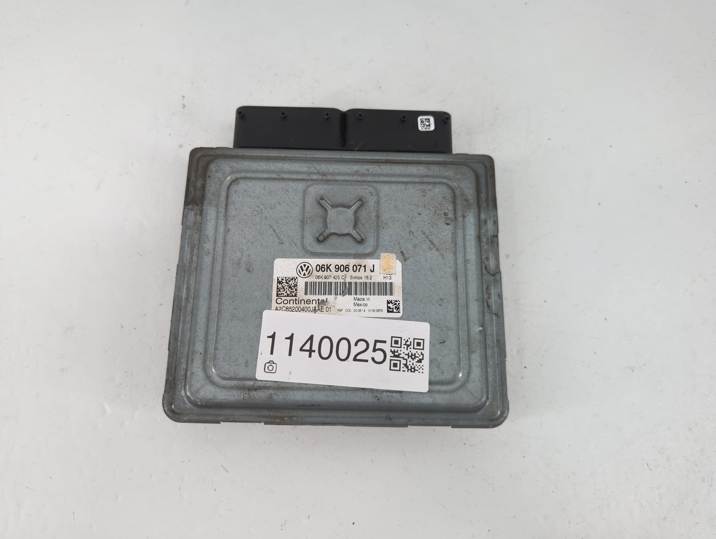 2015 Volkswagen Passat PCM Engine Control Computer ECU ECM PCU OEM P/N:06K 906 071 J Fits OEM Used Auto Parts - Oemusedautop