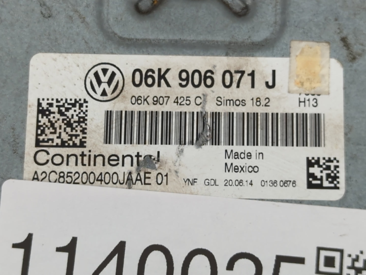 2015 Volkswagen Passat PCM Engine Control Computer ECU ECM PCU OEM P/N:06K 906 071 J Fits OEM Used Auto Parts - Oemusedautop