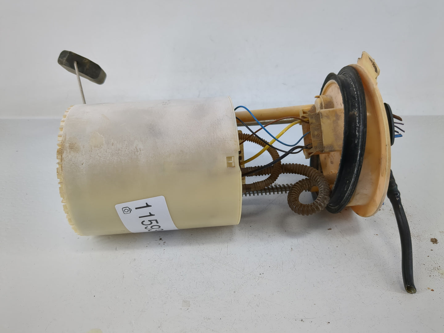 2012-2015 Volkswagen Passat Electrical Gas Fuel Pump Assembly - Oemusedautoparts1.com