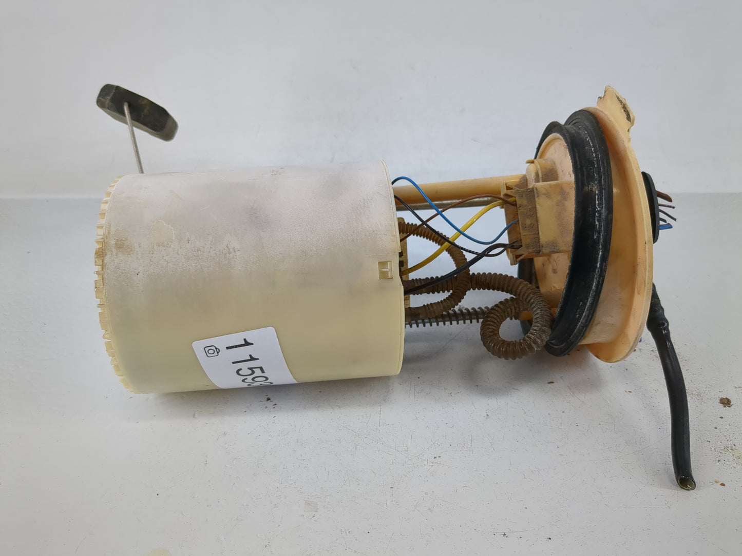 2012-2015 Volkswagen Passat Electrical Gas Fuel Pump Assembly - Oemusedautoparts1.com