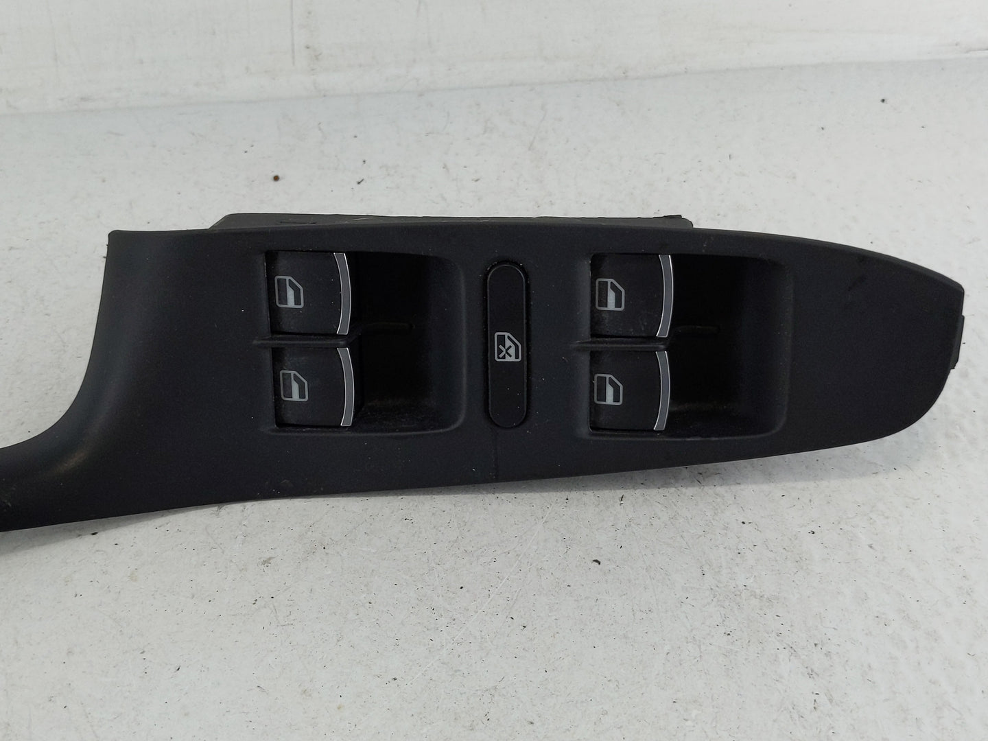 2012-2020 Volkswagen Passat Master Power Window Switch Replacement Driver Side Left P/N:561 867 375 Fits OEM Used Auto Parts