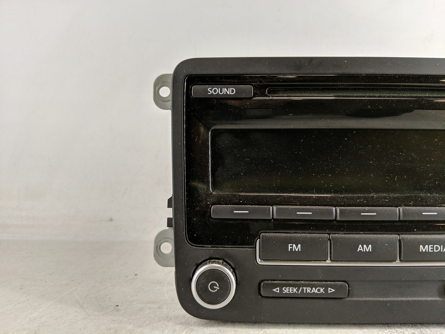 2012-2015 Volkswagen Passat Radio AM FM Cd Player Receiver Replacement P/N:1K0 035 164 D Fits Fits 2011 2012 2013 2014 2015 