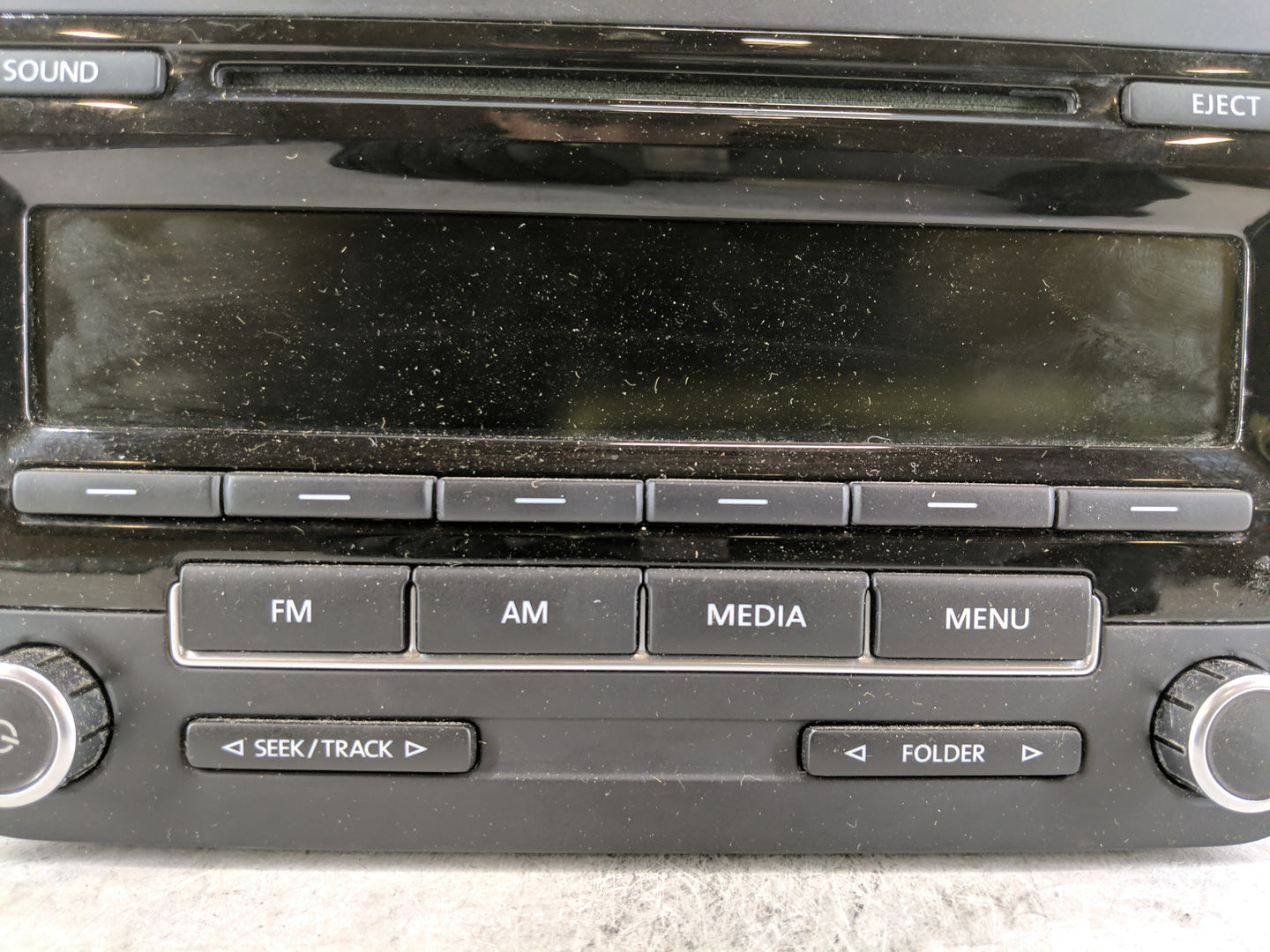 2012-2015 Volkswagen Passat Radio AM FM Cd Player Receiver Replacement P/N:1K0 035 164 D Fits Fits 2011 2012 2013 2014 2015 