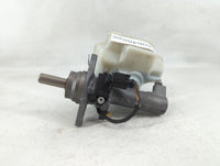 2013-2015 Volkswagen Passat Brake Master Cylinder - Oemusedautoparts1.com