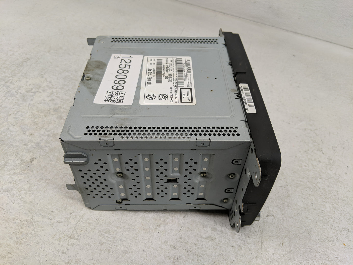 2013-2015 Volkswagen Passat Radio AM FM Cd Player Receiver Replacement P/N:1K0 035 180 AF Fits Fits 2012 2013 2014 2015 2016