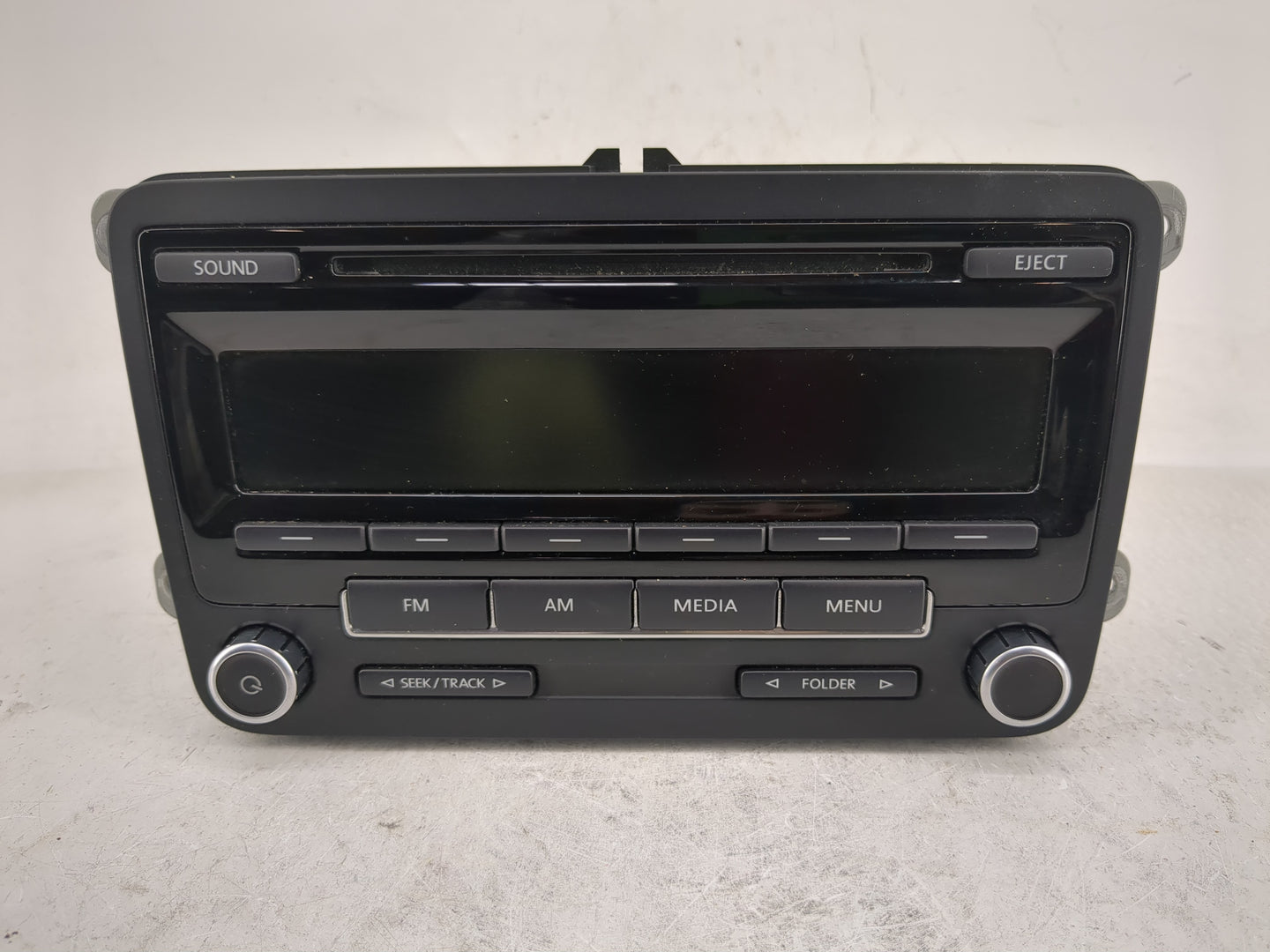 2012-2015 Volkswagen Passat Radio AM FM Cd Player Receiver Replacement P/N:1K0035164D Fits Fits 2011 2012 2013 2014 2015 201