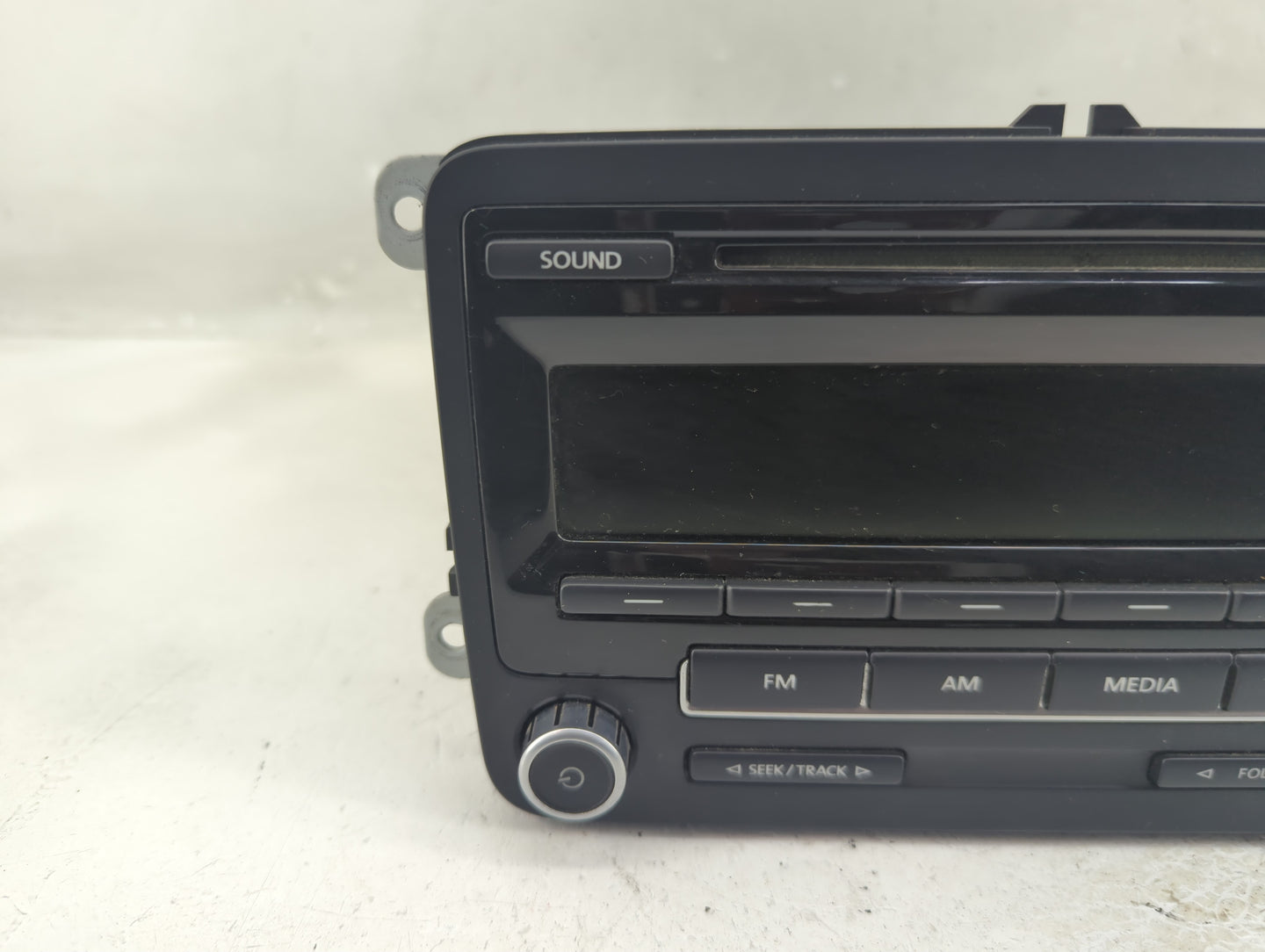 2012-2015 Volkswagen Passat Radio AM FM Cd Player Receiver Replacement P/N:1K0035164D Fits Fits 2011 2012 2013 2014 2015 201