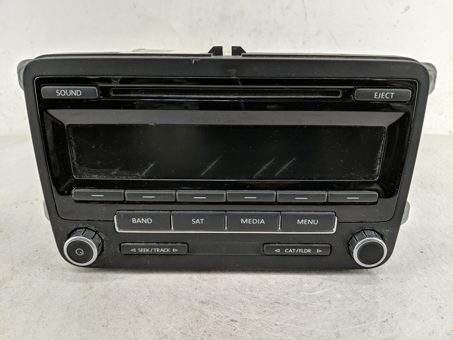 2012-2015 Volkswagen Passat Radio AM FM Cd Player Receiver Replacement P/N:28354813 Fits Fits 2010 2011 2012 2013 2014 2015 