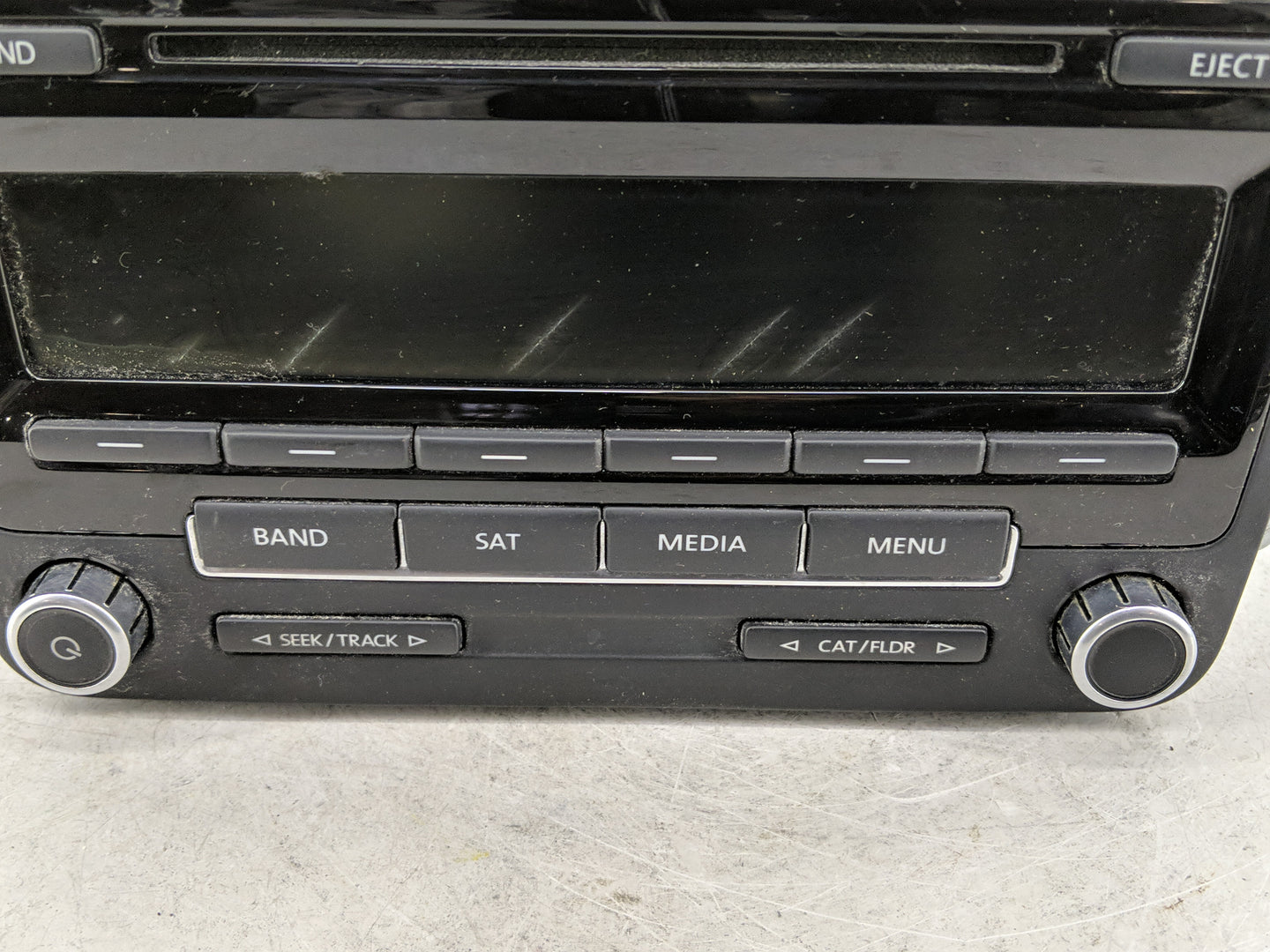 2012-2015 Volkswagen Passat Radio AM FM Cd Player Receiver Replacement P/N:28354813 Fits Fits 2010 2011 2012 2013 2014 2015 