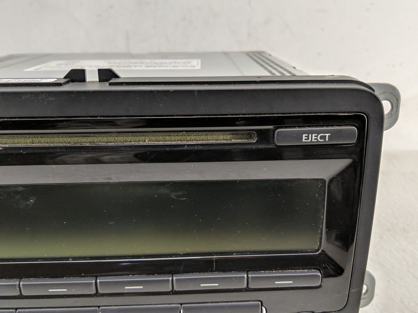 2012-2015 Volkswagen Passat Radio AM FM Cd Player Receiver Replacement P/N:1K0 035 164 D 1K0 035 164 F Fits OEM Used Auto Pa