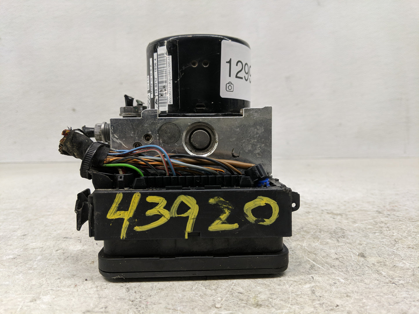 2013-2015 Volkswagen Passat ABS Pump Control Module Replacement P/N:1K0 907 379 BS Fits Fits 2012 2013 2014 2015 OEM Used Au
