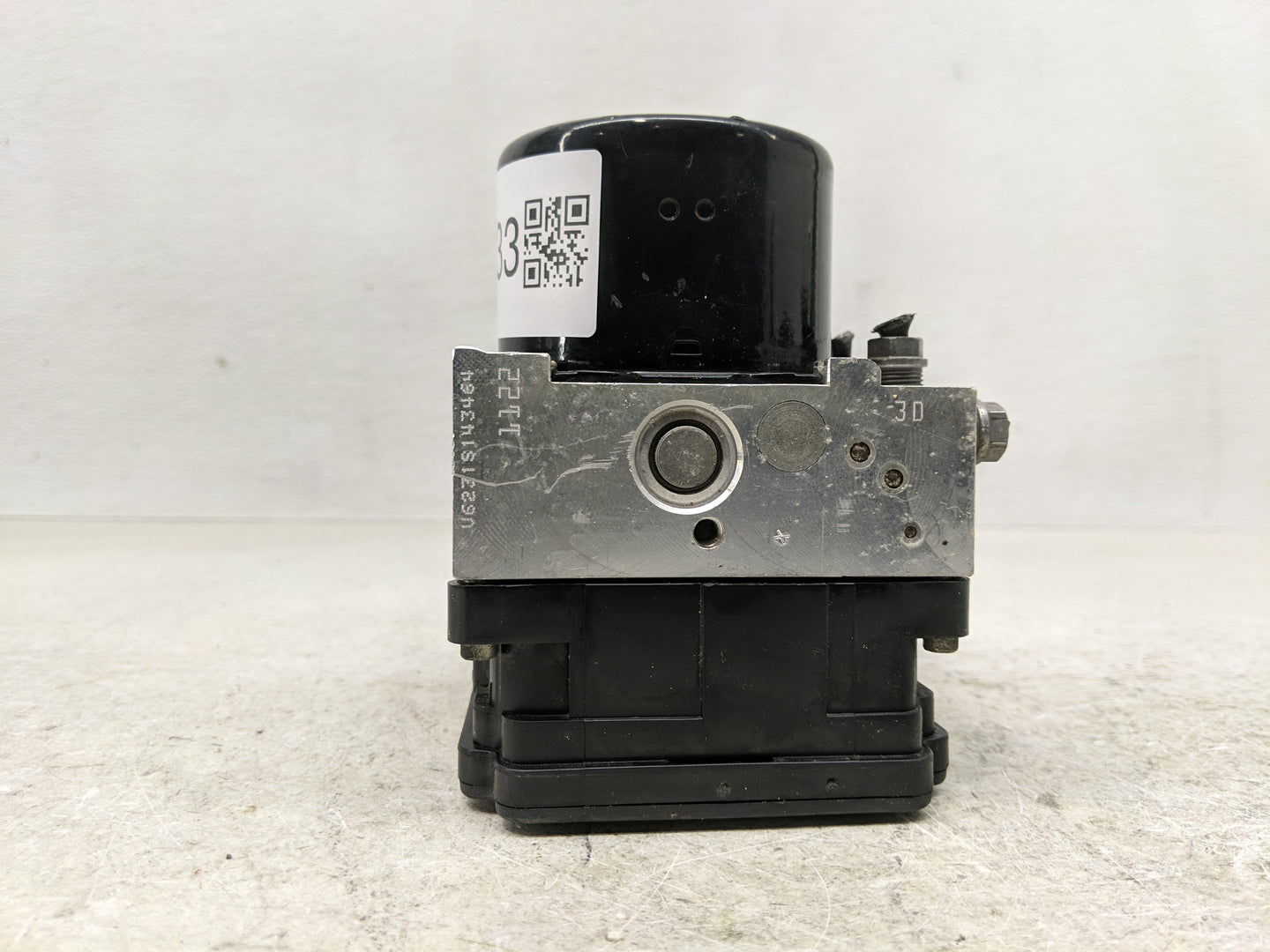 2013-2015 Volkswagen Passat ABS Pump Control Module Replacement P/N:1K0 907 379 BS Fits Fits 2012 2013 2014 2015 OEM Used Au