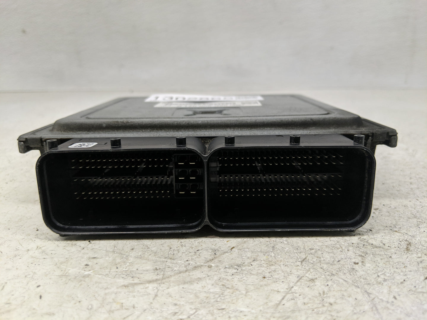 2015 Volkswagen Passat PCM Engine Control Computer ECU ECM PCU OEM P/N:06K 906 071 K Fits OEM Used Auto Parts - Oemusedautop