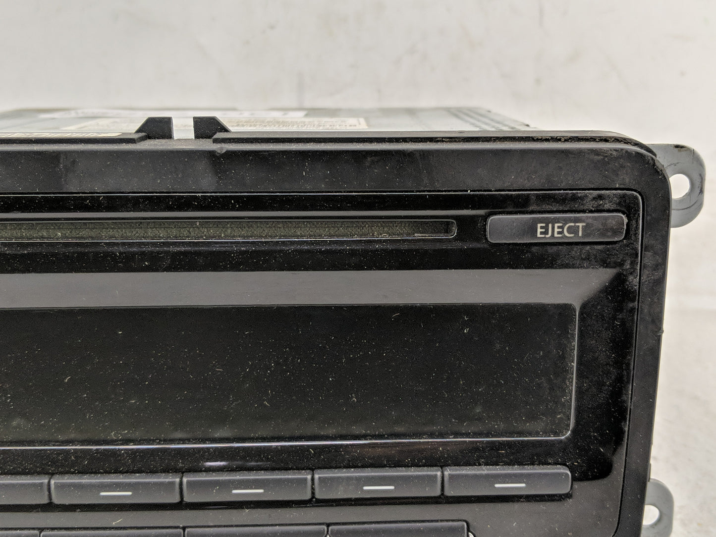 2012-2015 Volkswagen Passat Radio AM FM Cd Player Receiver Replacement P/N:1K0 035 164 F 1K0035164D Fits OEM Used Auto Parts
