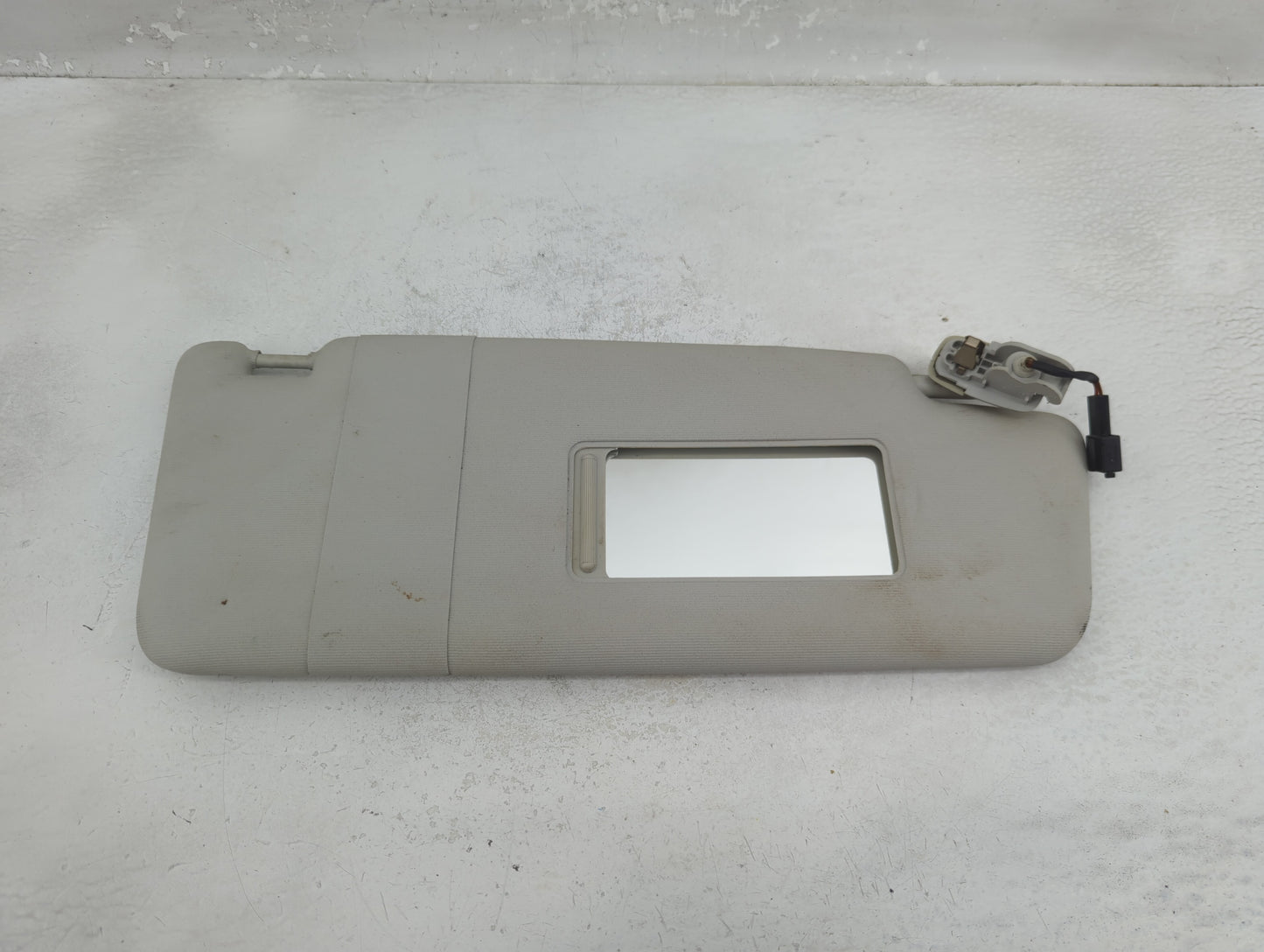 2012-2020 Volkswagen Passat Sun Visor Shade Replacement Passenger Right Mirror Fits OEM Used Auto Parts - Oemusedautoparts1.