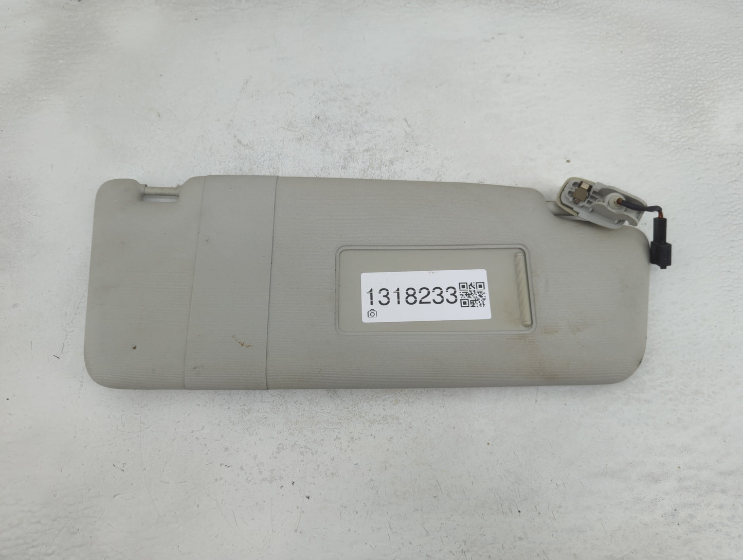 2012-2020 Volkswagen Passat Sun Visor Shade Replacement Passenger Right Mirror Fits OEM Used Auto Parts - Oemusedautoparts1.