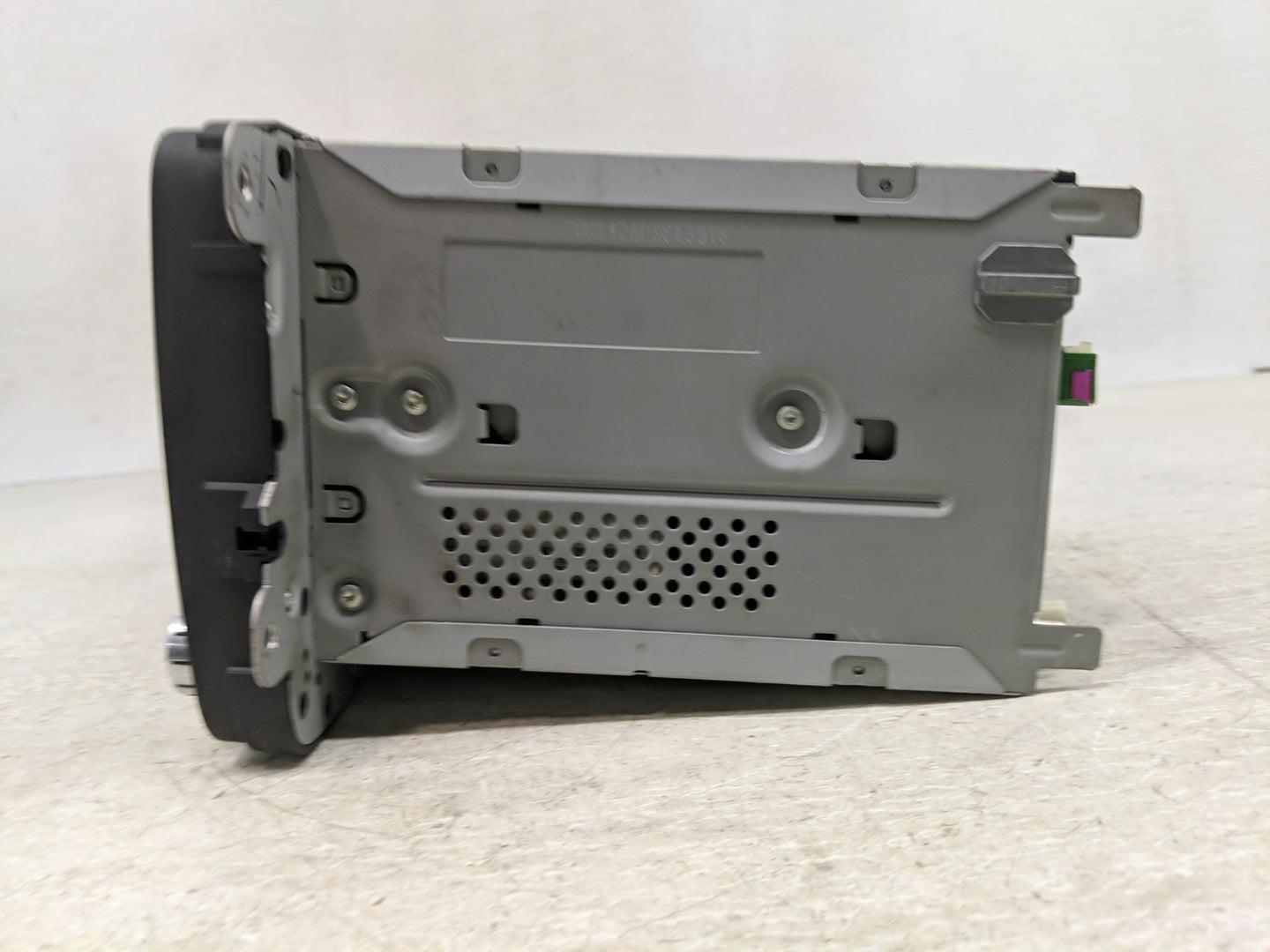 2013-2015 Volkswagen Passat Radio AM FM Cd Player Receiver Replacement P/N:1K0 035 164 F Fits Fits 2013 2014 2015 OEM Used A