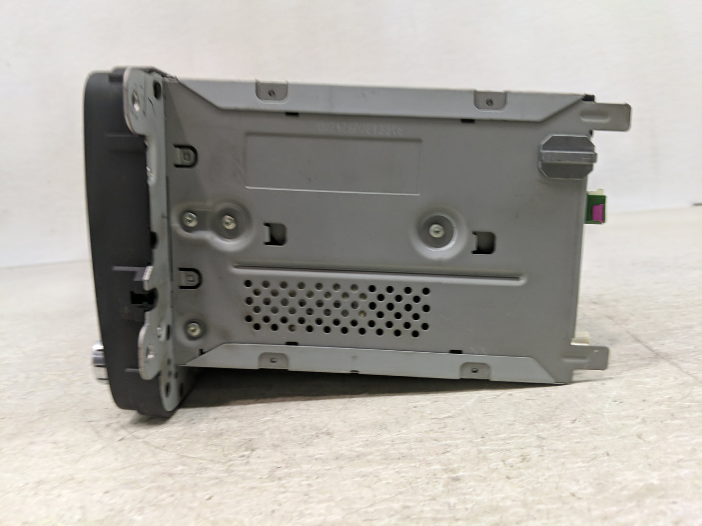 2013-2015 Volkswagen Passat Radio AM FM Cd Player Receiver Replacement P/N:1K0 035 164 F Fits Fits 2013 2014 2015 OEM Used A