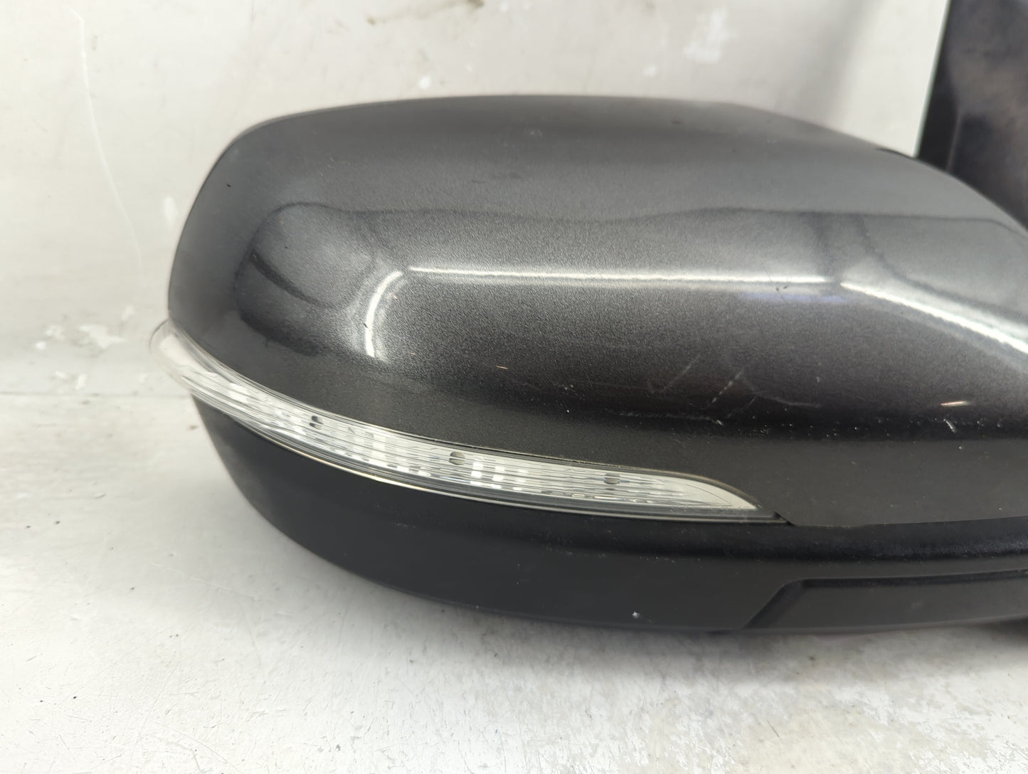 2013-2015 Volkswagen Passat Passenger Side View Mirror - Right Door Mirror OEM Used - Oemusedautoparts1.com