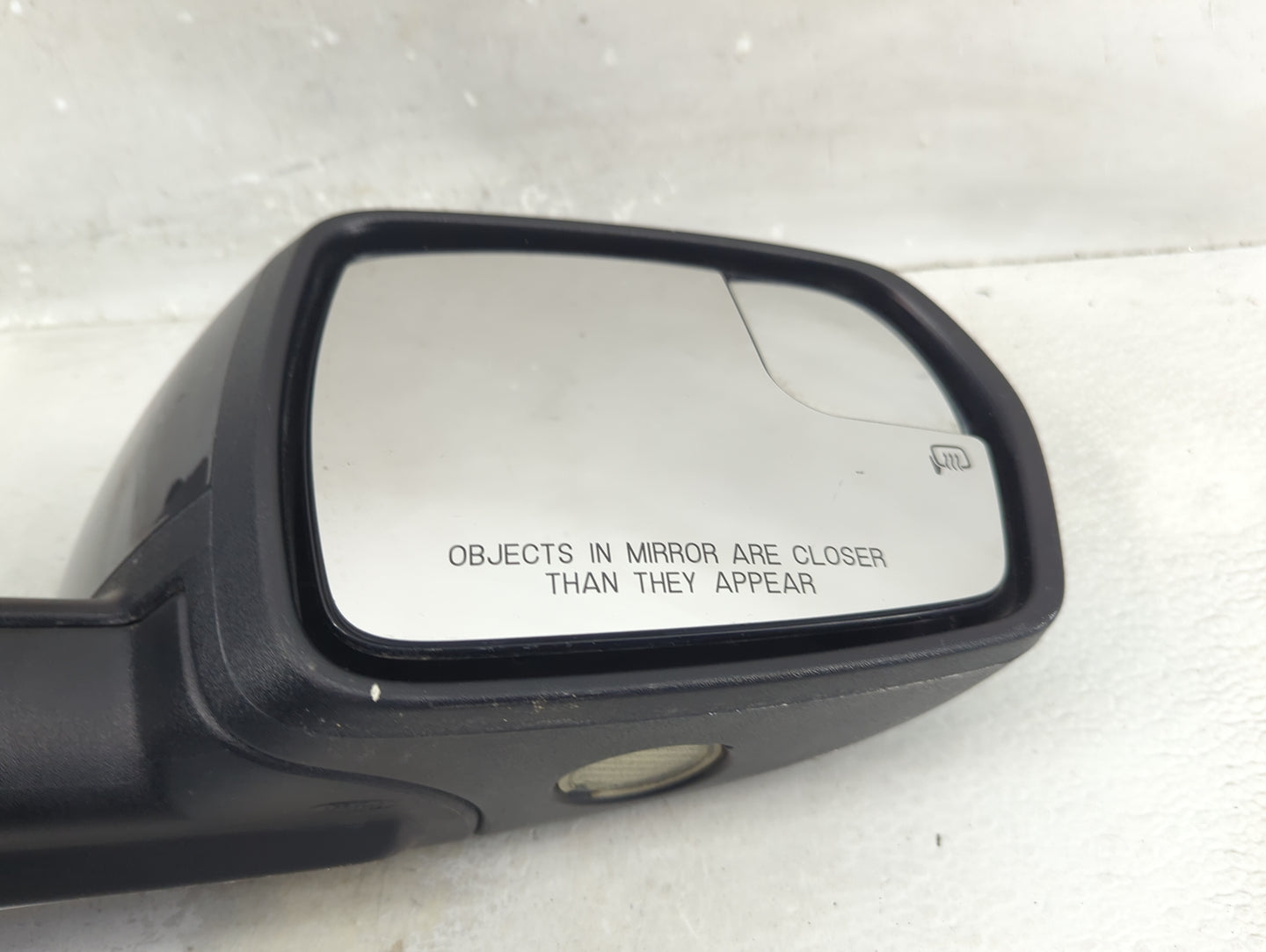 2013-2015 Volkswagen Passat Passenger Side View Mirror - Right Door Mirror OEM Used - Oemusedautoparts1.com
