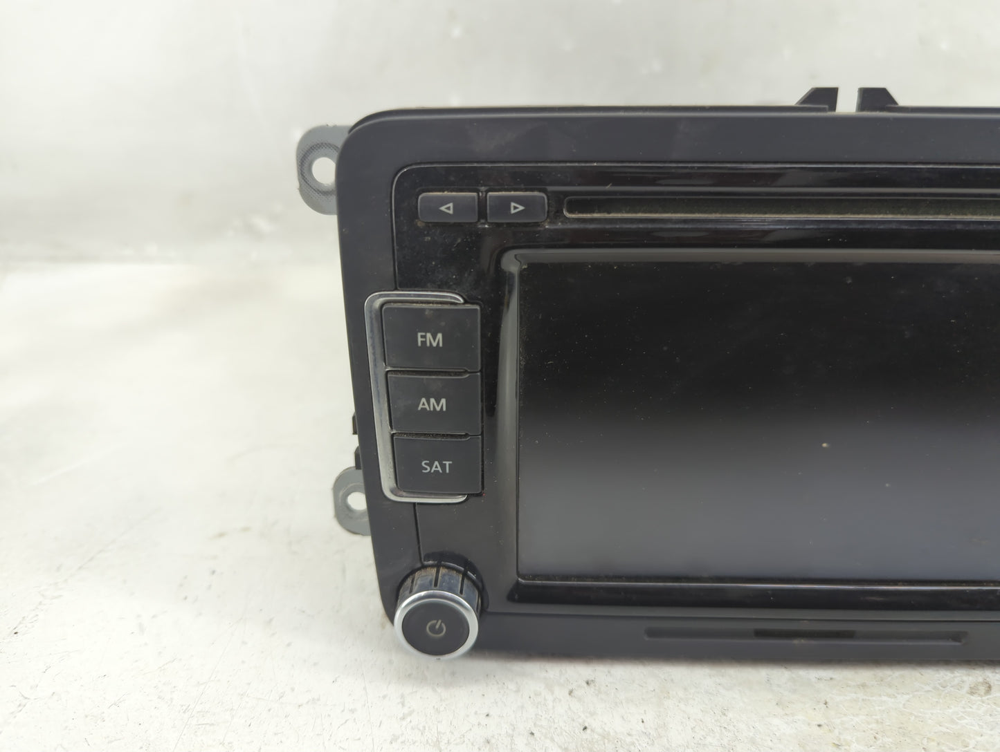 2013-2015 Volkswagen Passat Radio AM FM Cd Player Receiver Replacement P/N:1K0 035 188 F Fits Fits 2013 2014 2015 2016 2017 
