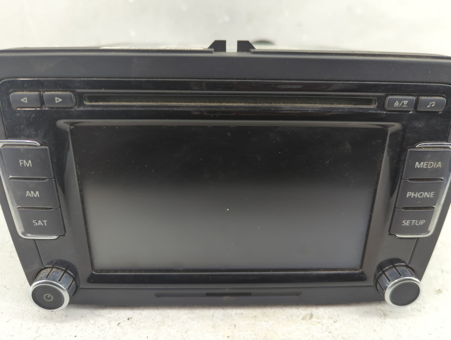2013-2015 Volkswagen Passat Radio AM FM Cd Player Receiver Replacement P/N:1K0 035 188 F Fits Fits 2013 2014 2015 2016 2017 