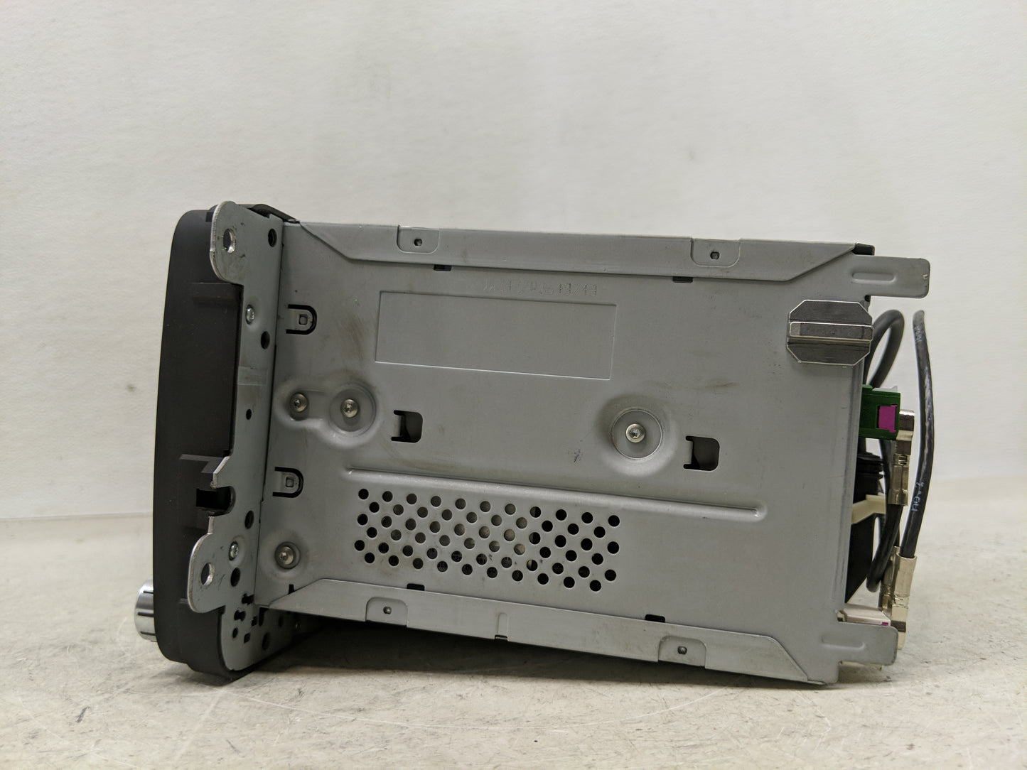 2013-2015 Volkswagen Passat Radio AM FM Cd Player Receiver Replacement P/N:1K0 035 188 F Fits Fits 2013 2014 2015 2016 2017 