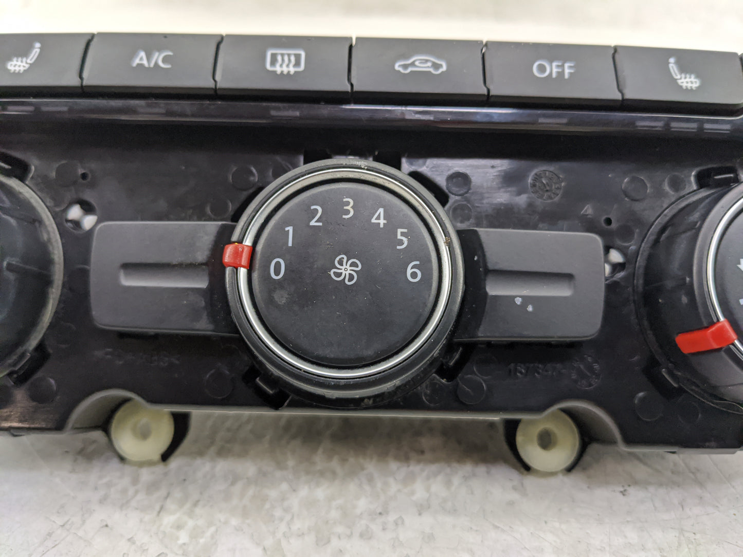 2013-2015 Volkswagen Passat Climate Control Module Temperature AC/Heater Replacement Fits Fits 2013 2014 2015 OEM Used Auto 