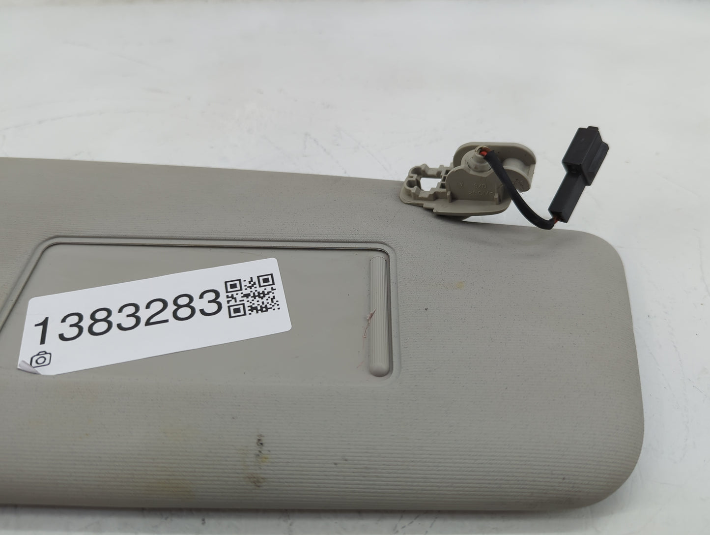 2012-2020 Volkswagen Passat Sun Visor Shade Replacement Passenger Right Mirror Fits OEM Used Auto Parts - Oemusedautoparts1.