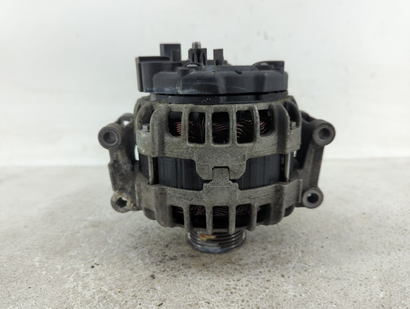 2014-2017 Volkswagen Passat Alternator Replacement Generator Charging Assembly Engine OEM P/N:VW14V140A 06K 903 023 Fits OEM