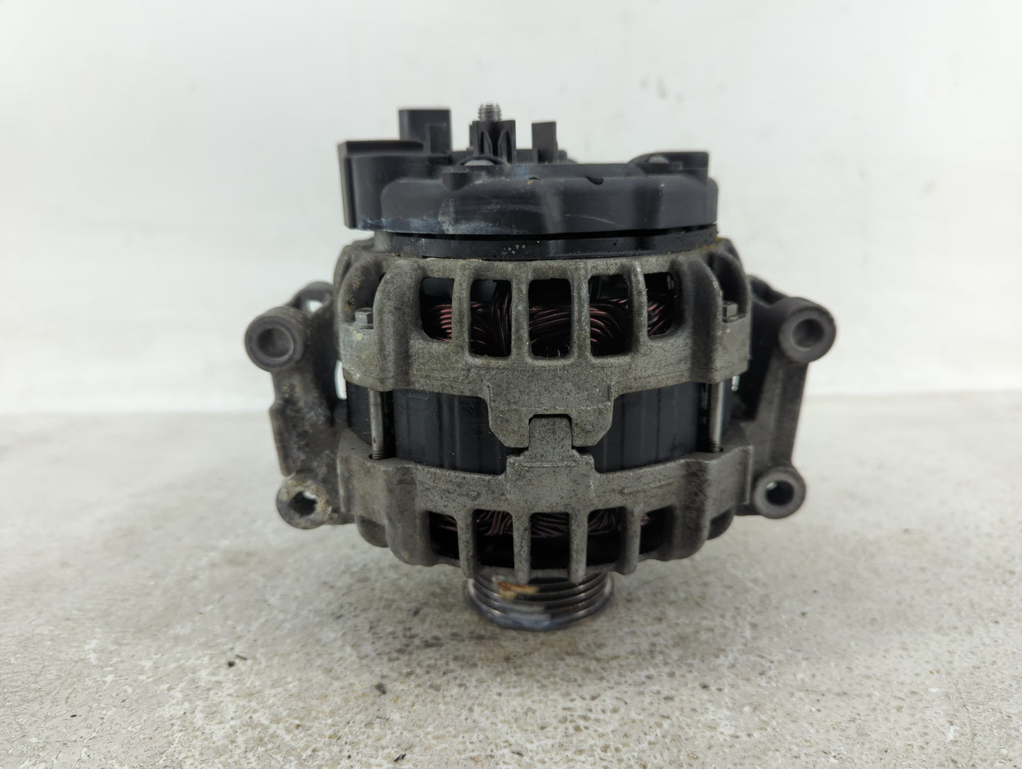 2014-2017 Volkswagen Passat Alternator Replacement Generator Charging Assembly Engine OEM P/N:VW14V140A 06K 903 023 Fits OEM
