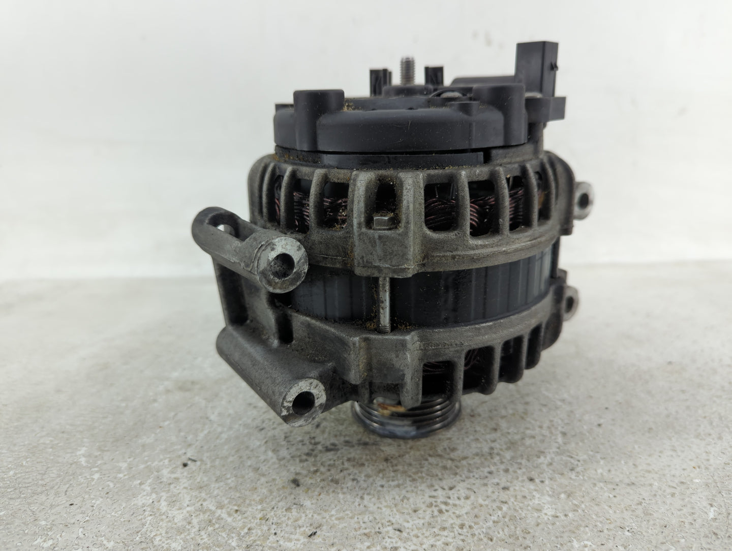 2014-2017 Volkswagen Passat Alternator Replacement Generator Charging Assembly Engine OEM P/N:VW14V140A 06K 903 023 Fits OEM