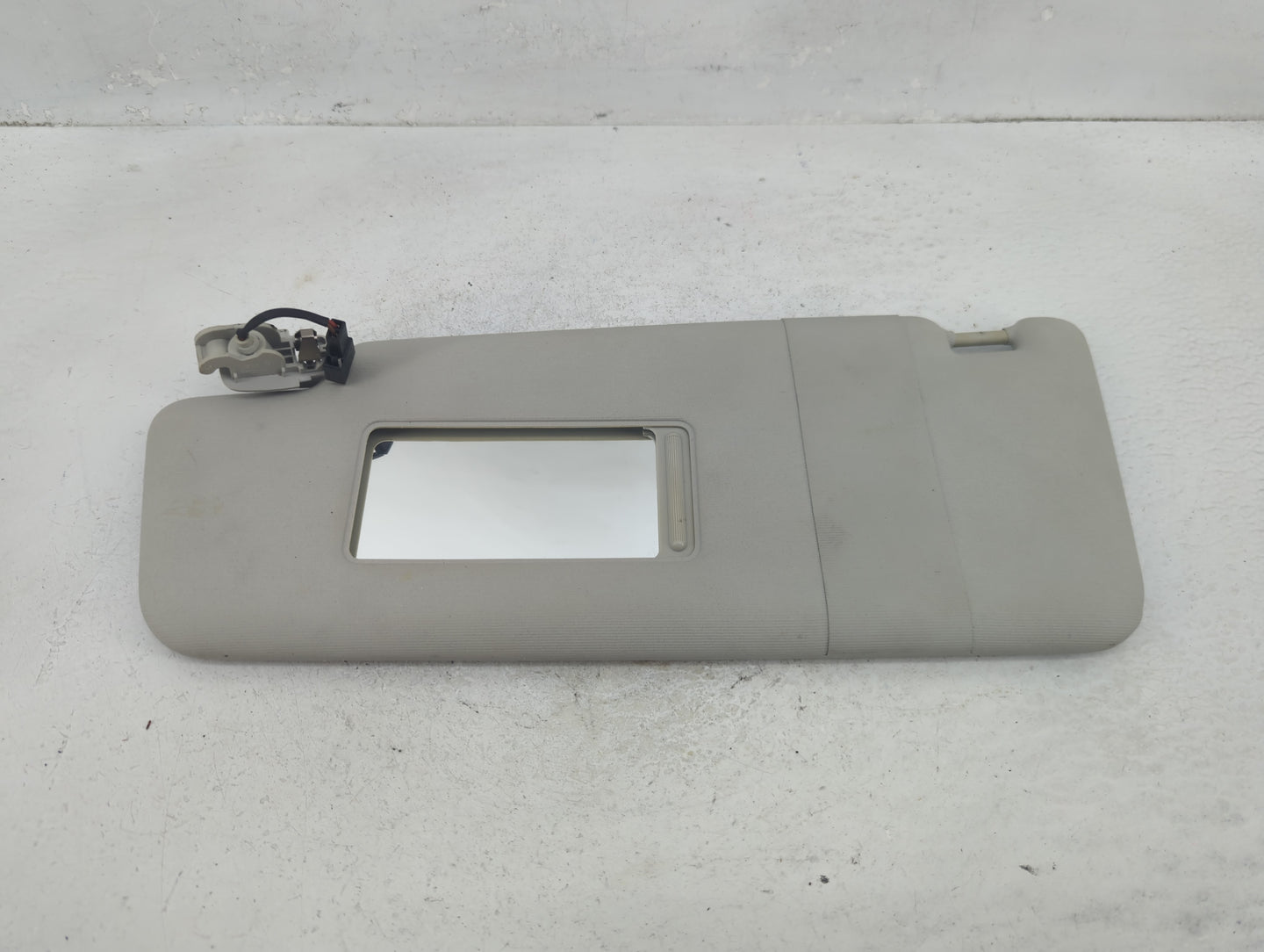 2012-2020 Volkswagen Passat Sun Visor Shade Replacement Driver Left Mirror Fits Fits 2012 2013 2014 2015 2016 2017 2018 2019