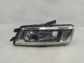compare product 2014-2015 Volkswagen Passat Passenger Right Oem Fog Light Lamp