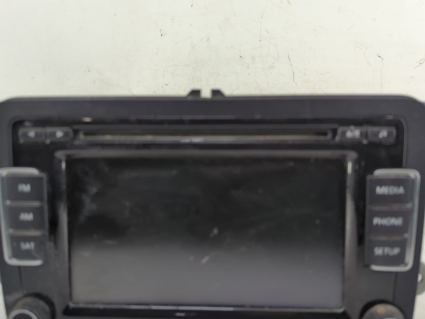 2013-2015 Volkswagen Passat Radio AM FM Cd Player Receiver Replacement P/N:1K0 035 188 HX Fits Fits 2013 2014 2015 2016 2017