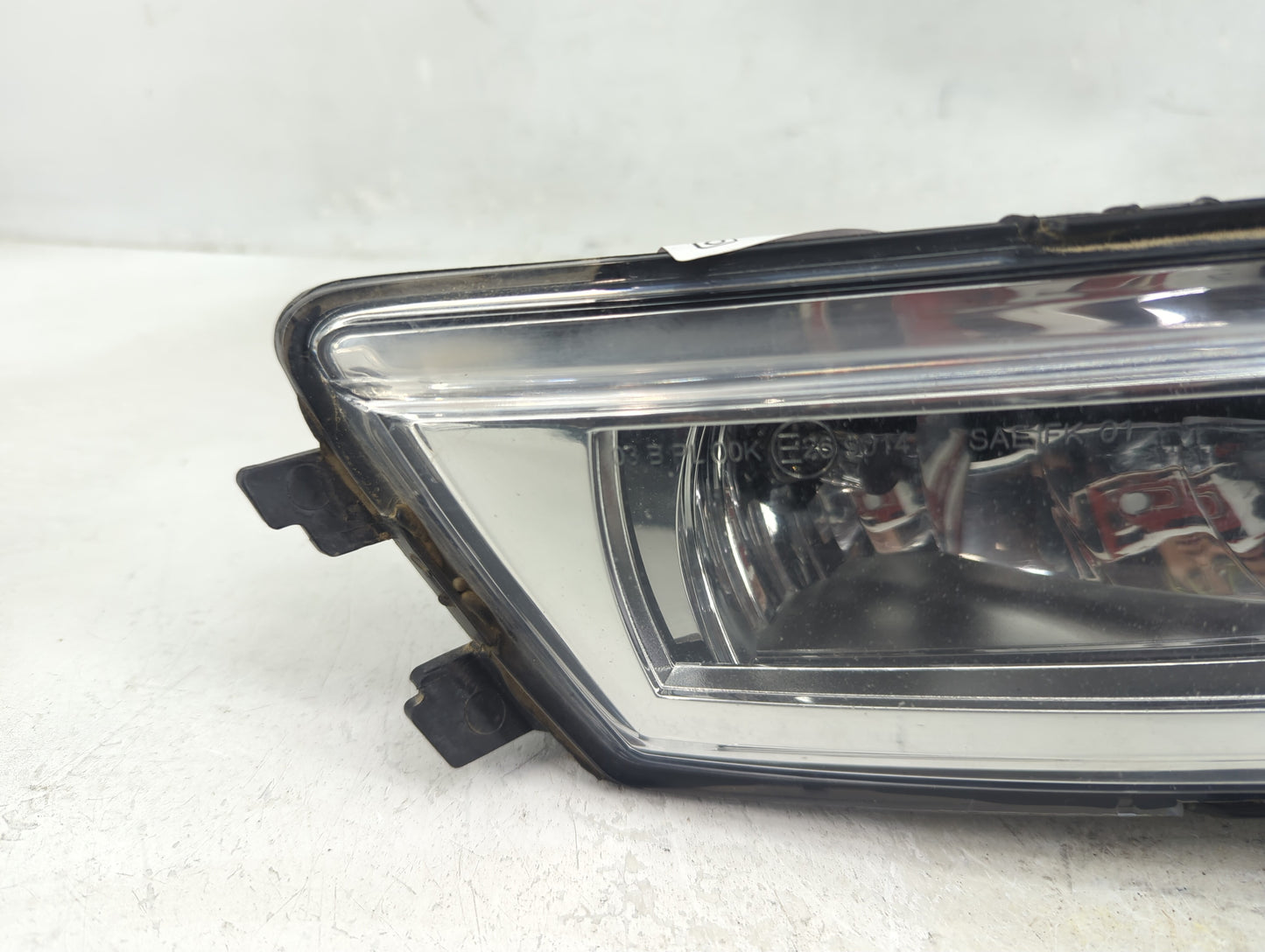 2012-2015 Volkswagen Passat Tail Light Assembly Passenger Right OEM P/N:561941700B Fits Fits 2012 2013 2014 2015 OEM Used Au