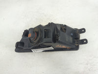 2012-2015 Volkswagen Passat Tail Light Assembly Passenger Right OEM P/N:561941700B Fits Fits 2012 2013 2014 2015 OEM Used Au