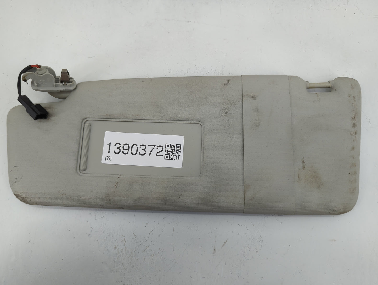 2012-2020 Volkswagen Passat Sun Visor Shade Replacement Passenger Right Mirror Fits OEM Used Auto Parts - Oemusedautoparts1.