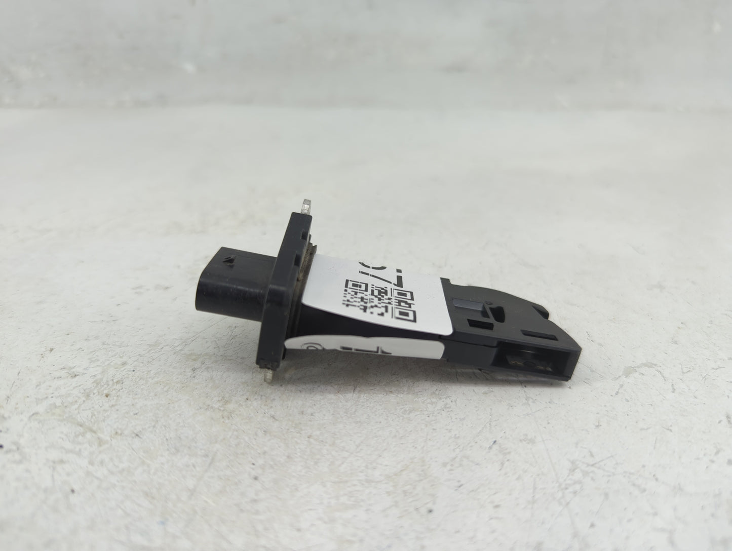 2012-2015 Volkswagen Passat Mass Air Flow Meter Maf - Oemusedautoparts1.com