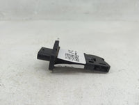 2012-2015 Volkswagen Passat Mass Air Flow Meter Maf - Oemusedautoparts1.com
