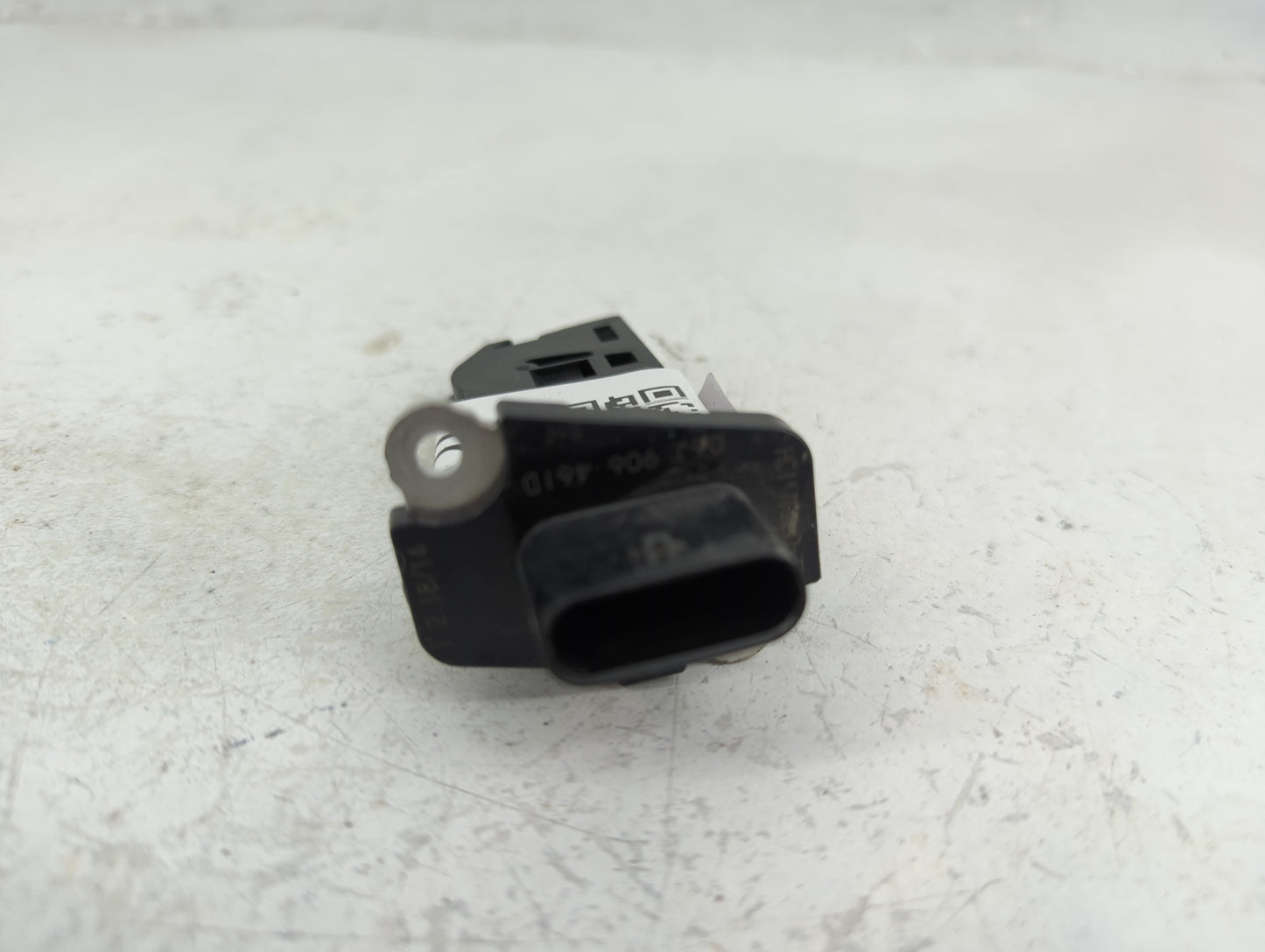 2012-2015 Volkswagen Passat Mass Air Flow Meter Maf - Oemusedautoparts1.com