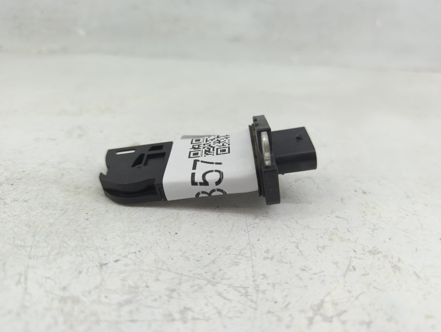 2012-2015 Volkswagen Passat Mass Air Flow Meter Maf - Oemusedautoparts1.com