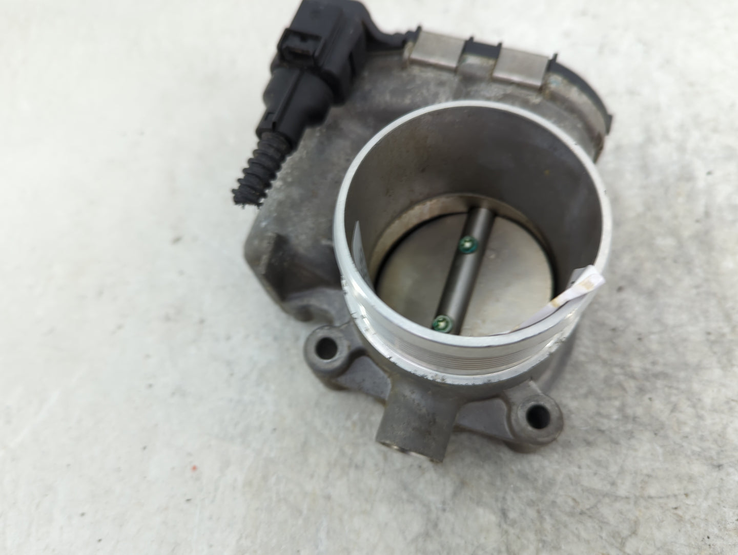 2014-2017 Volkswagen Passat Throttle Body P/N:06K 133 062E 0 280 750 590 Fits Fits 2014 2015 2016 2017 OEM Used Auto Parts -
